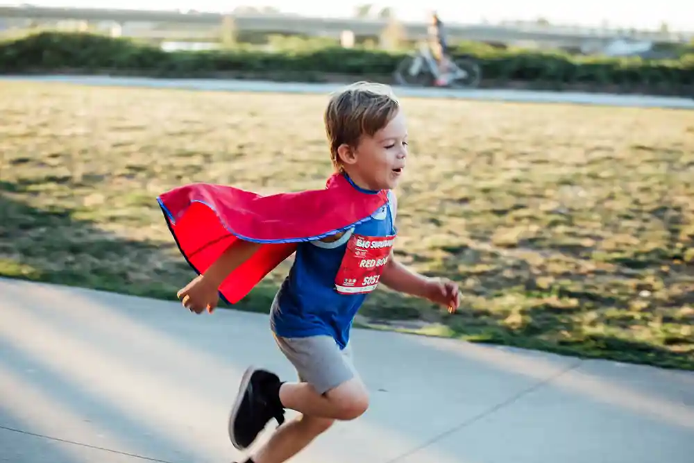 family summer event superhero run