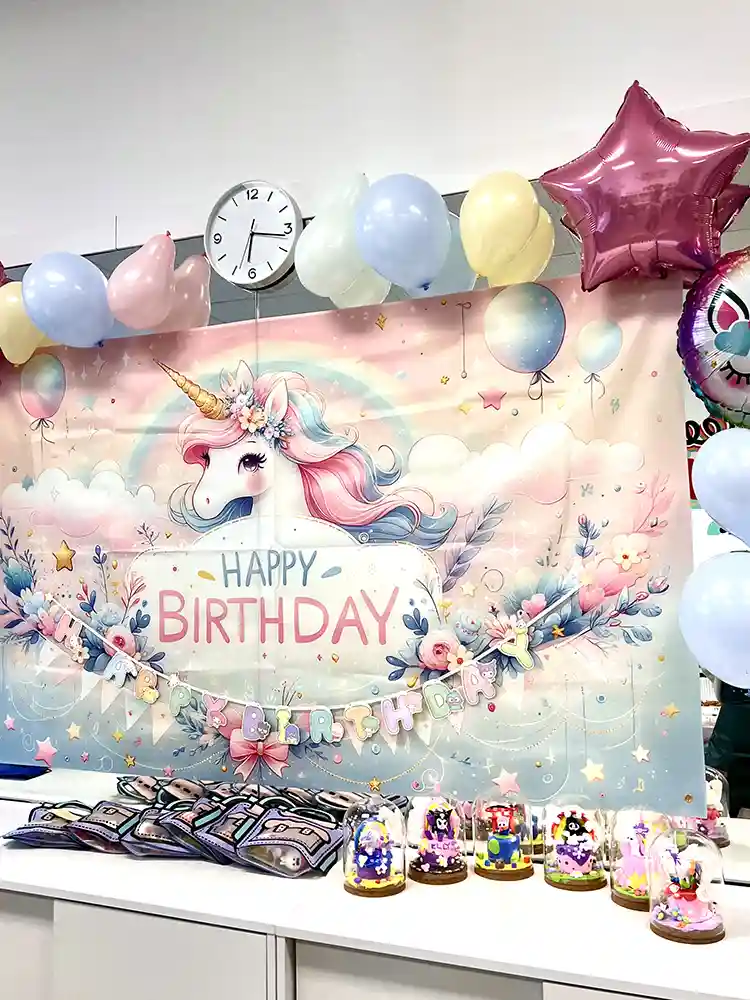 Art Tree Birthday Parties