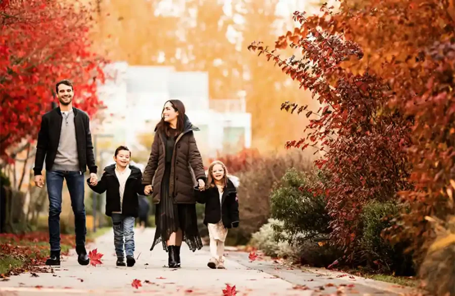 Fall and Christmas Minis In Metro Vancouver